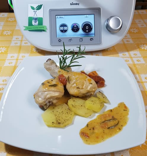 Cosce di pollo con patate