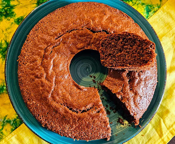 Ciambellone ai biscotti sbriciolati di Angiu