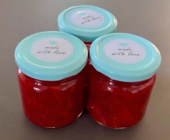 Jahodový džem s minimem cukru