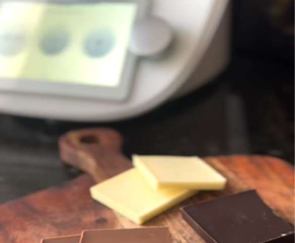 Chocolate tempering