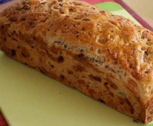 Käse-Schinken Brot ohne Hefe