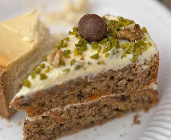 Naked Carrot Cake a Karin