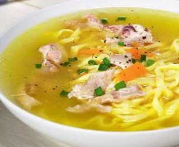 Суп лапша с курицей