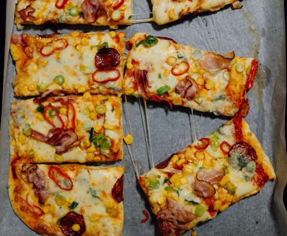 Pizza rapidă-Sim Alexandra