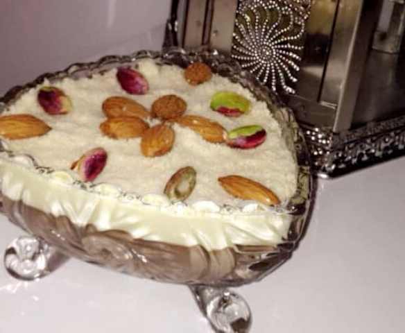 Assida Zgougou / crème de pin d'Alep (dessert tunisien)