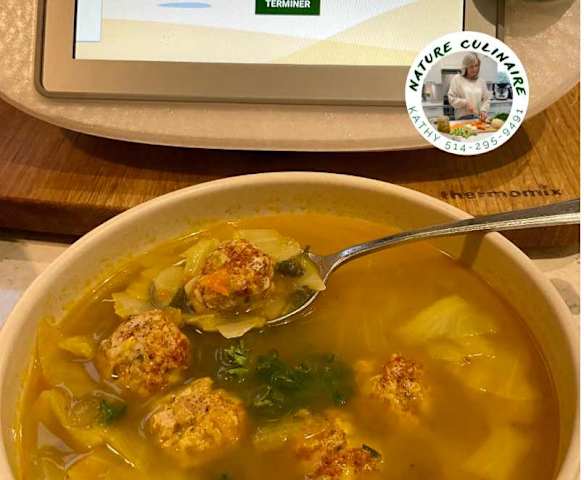 Soupe aux boulettes
