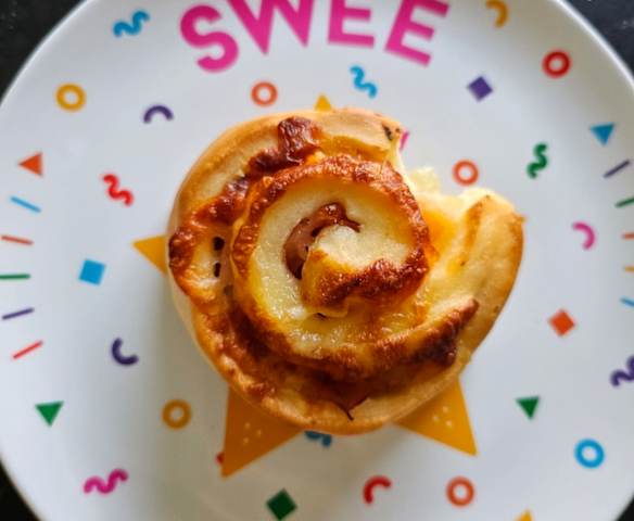 Ham and Cheese Scrolls