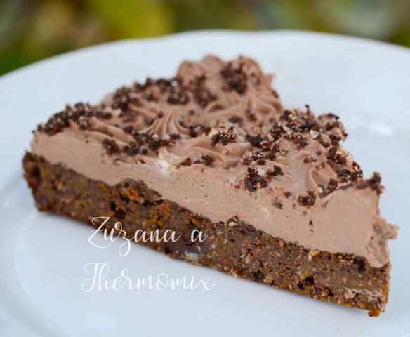 Low Carb DÝŇOVO-ČOKOLÁDOVÝ KOLÁČ S MASCARPONE KRÉMEM