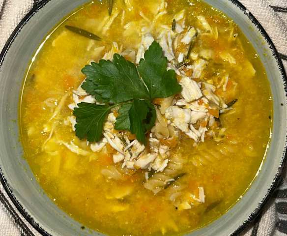 Cold Fighting Chicken Noodle Soup - Damn Delicious