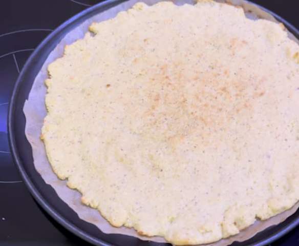 Těsto na pizzu 🍕 s Psylliem (bezlepkové a low carb)