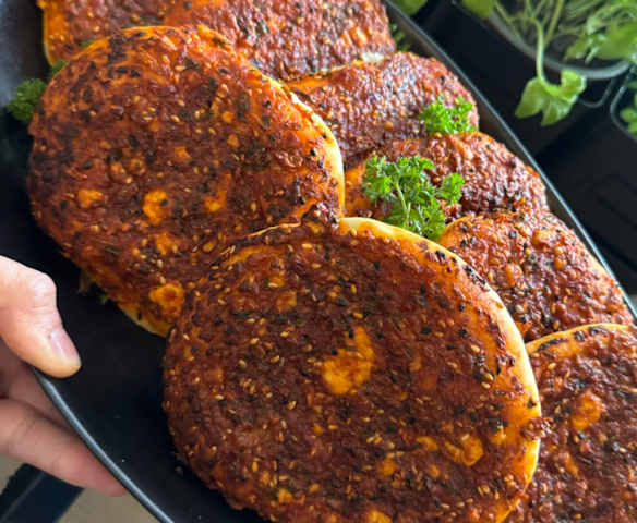 Biberli ekmek / Paprika Brot a la @ aysenskitchen