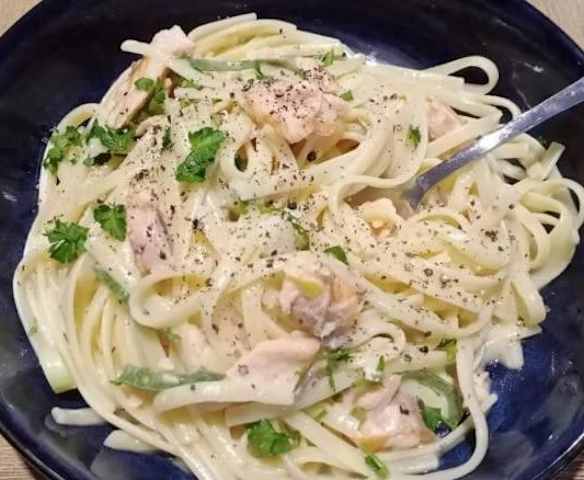 Hot Smoked salmon pasta