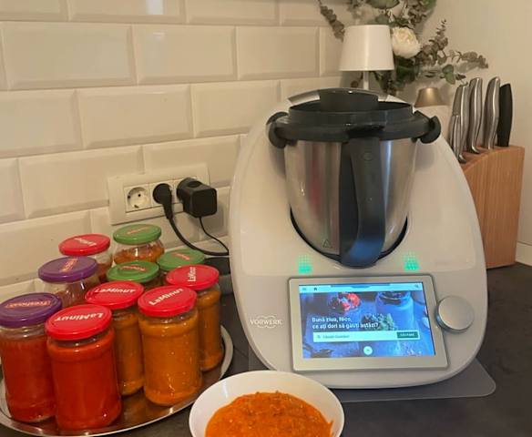 Zacusca- Nico Stratyinski