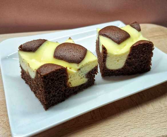 Mřížková tvarohová buchta