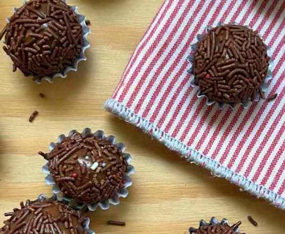 Brigadeiro Gourmet - Placa Porcionadora