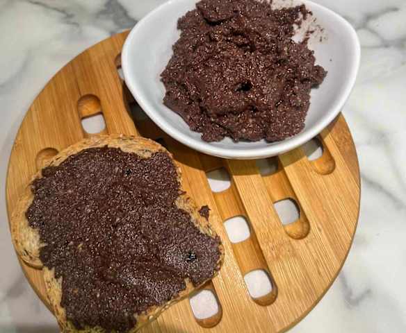 Pate de olivas negras con nueces @imanjbilou