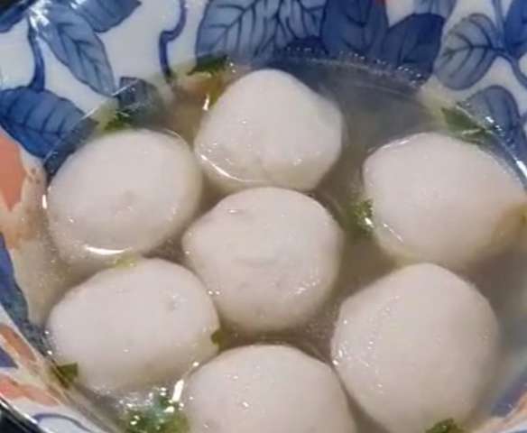 Bakso Ikan Ekor Kuning