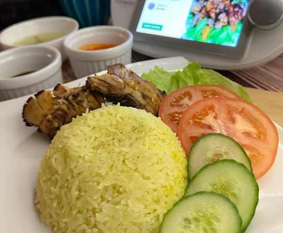 Gerai Nasi Ayam (My Malay Hawker’s Style Chicken Rice)