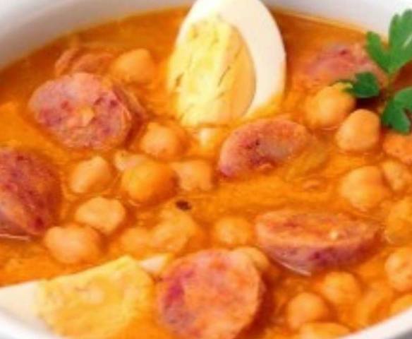 Garbanzos a la Catalana