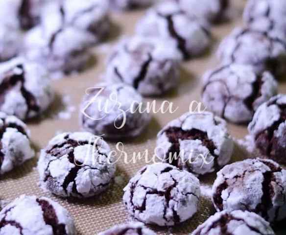 ČOKOLÁDOVÉ CRINKLES S CHILLI podle Zuzana a Thermomix