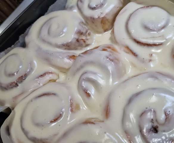 Cinnamon rolls by Diana Tőtős