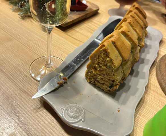 Cake aux tomates séchées et olives noires