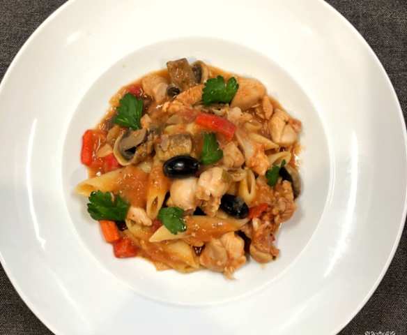 Bec's Table Chicken Cacciatore