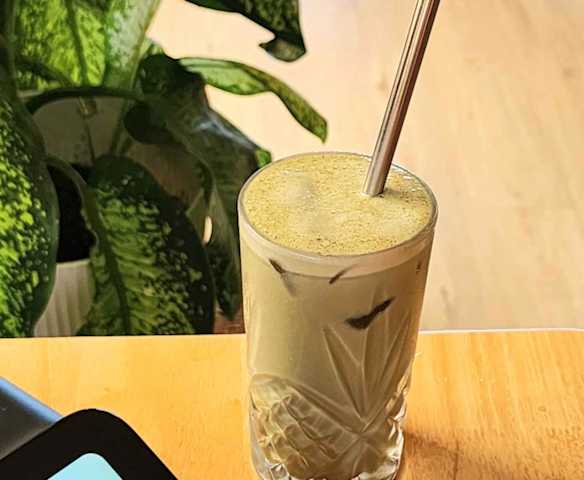 THERMOfit Iced Matcha Latte