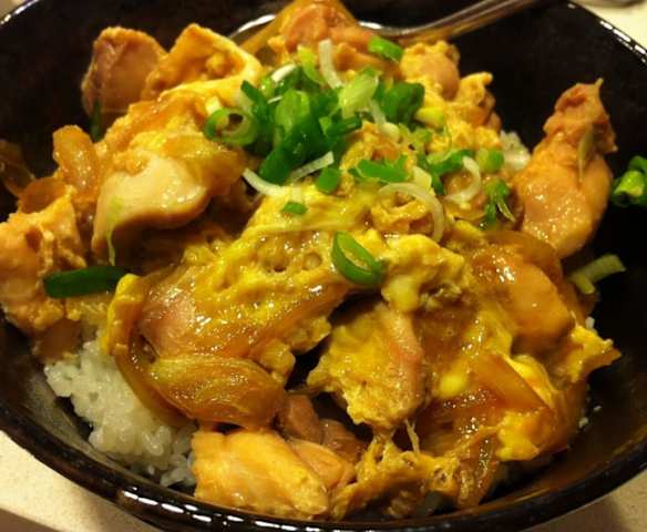 Oyakodon (Chicken and Egg Rice Bowl)